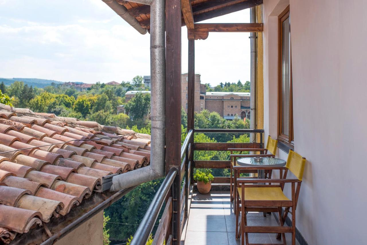 The Sunny Guest House Of Veliko Tarnovo-Amazing View, Top Location ภายนอก รูปภาพ