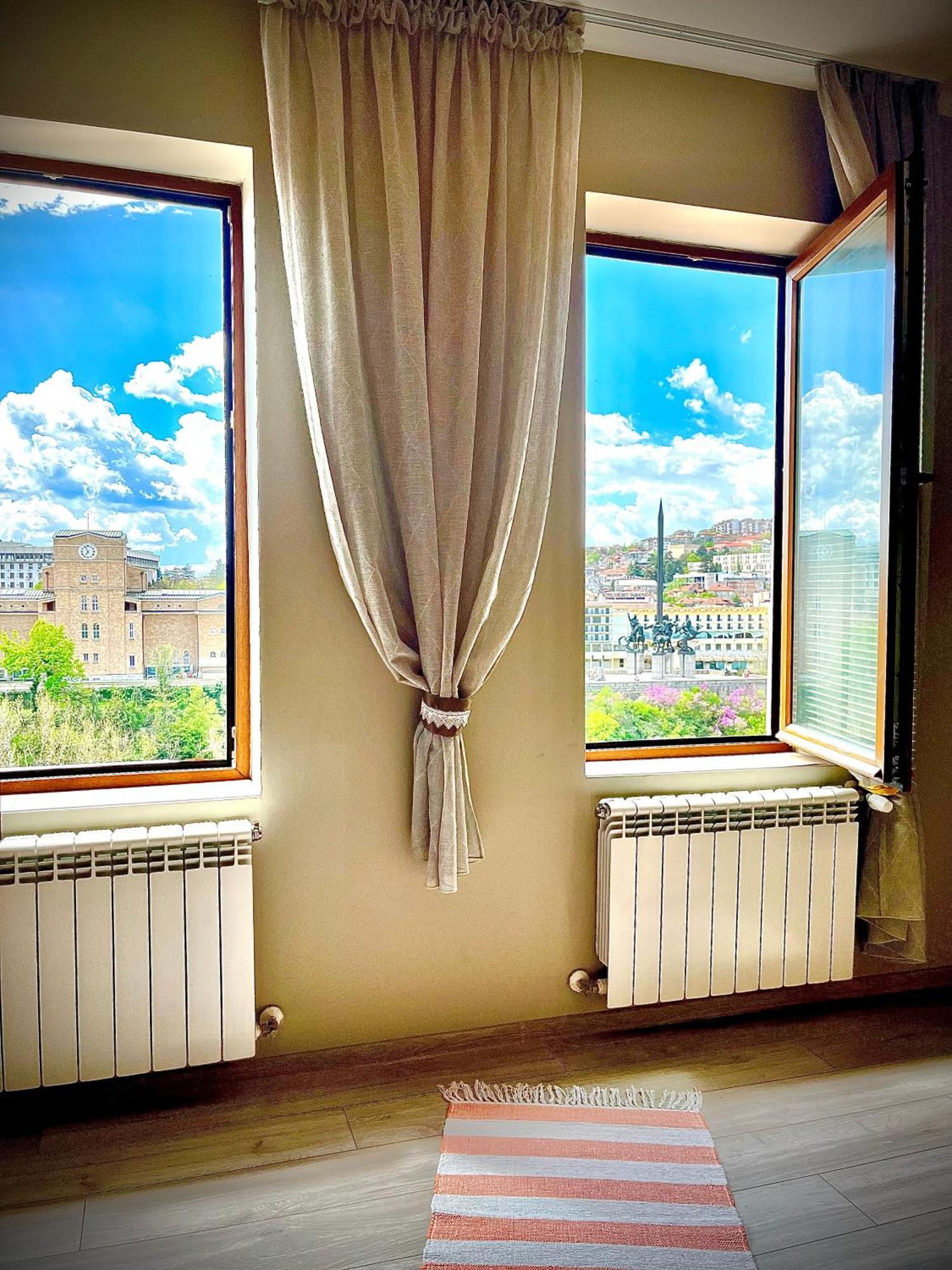 The Sunny Guest House Of Veliko Tarnovo-Amazing View, Top Location ภายนอก รูปภาพ